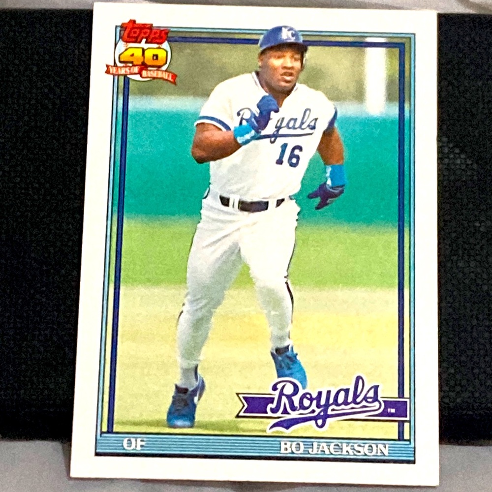 Bo Jackson baseball card #600
